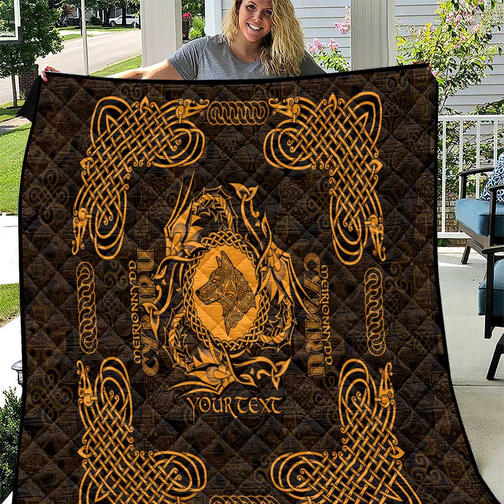 Personalized Merionethshire Meirionnydd Quilt Gold Wolf Celtic-inspired - Wonder Print Shop