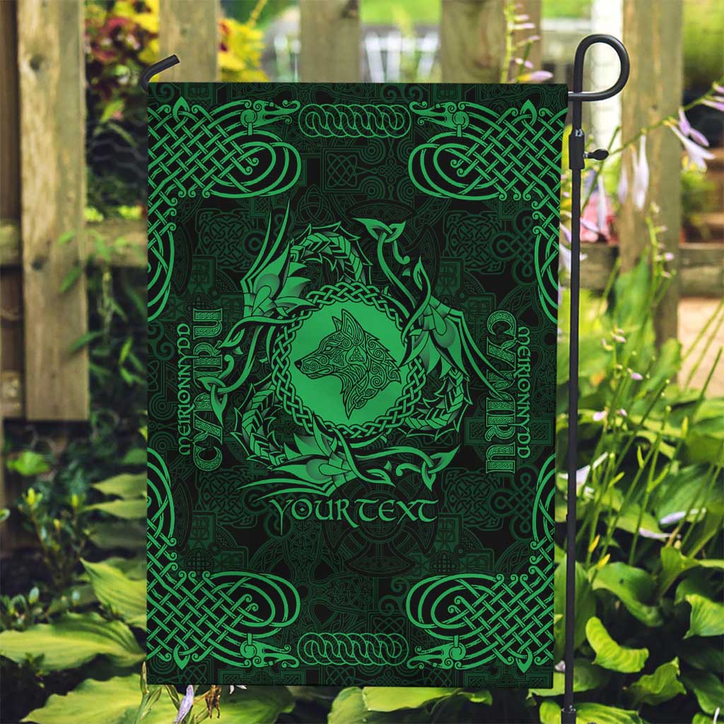 Personalized Merionethshire Meirionnydd Garden Flag Green Wolf Celtic-inspired - Wonder Print Shop