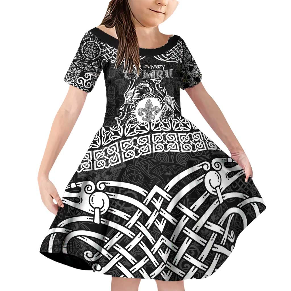 Personalized Monmouthshire Sir Fynwy Family Matching Off Shoulder Short Dress and Hawaiian Shirt Black Fleur-de-lis Celtic-inspired - Wonder Print Shop