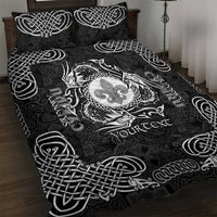 Personalized Monmouthshire Sir Fynwy Quilt Bed Set Black Fleur-de-lis Celtic-inspired - Wonder Print Shop