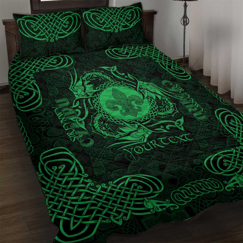 Personalized Monmouthshire Sir Fynwy Quilt Bed Set Green Fleur-de-lis Celtic-inspired - Wonder Print Shop