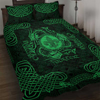 Personalized Monmouthshire Sir Fynwy Quilt Bed Set Green Fleur-de-lis Celtic-inspired - Wonder Print Shop