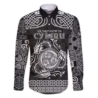 Personalized Montgomeryshire Sir Drefaldwyn Family Matching Puletasi and Hawaiian Shirt Black Water Triskele Celtic-inspired - Wonder Print Shop