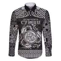 Personalized Montgomeryshire Sir Drefaldwyn Family Matching Summer Maxi Dress and Hawaiian Shirt Black Water Triskele Celtic-inspired - Wonder Print Shop