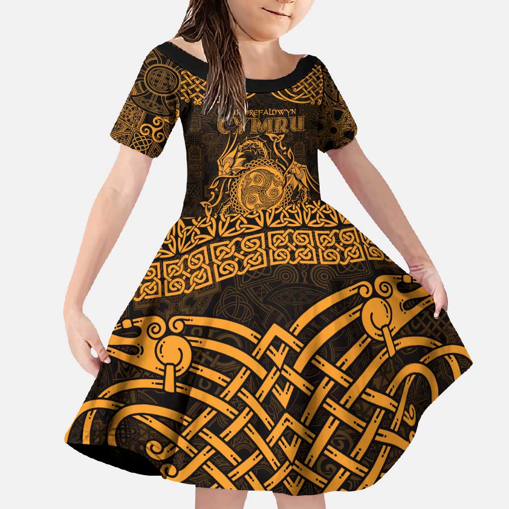 Personalized Montgomeryshire Sir Drefaldwyn Family Matching Off Shoulder Maxi Dress and Hawaiian Shirt Gold Water Triskele Celtic-inspired - Wonder Print Shop