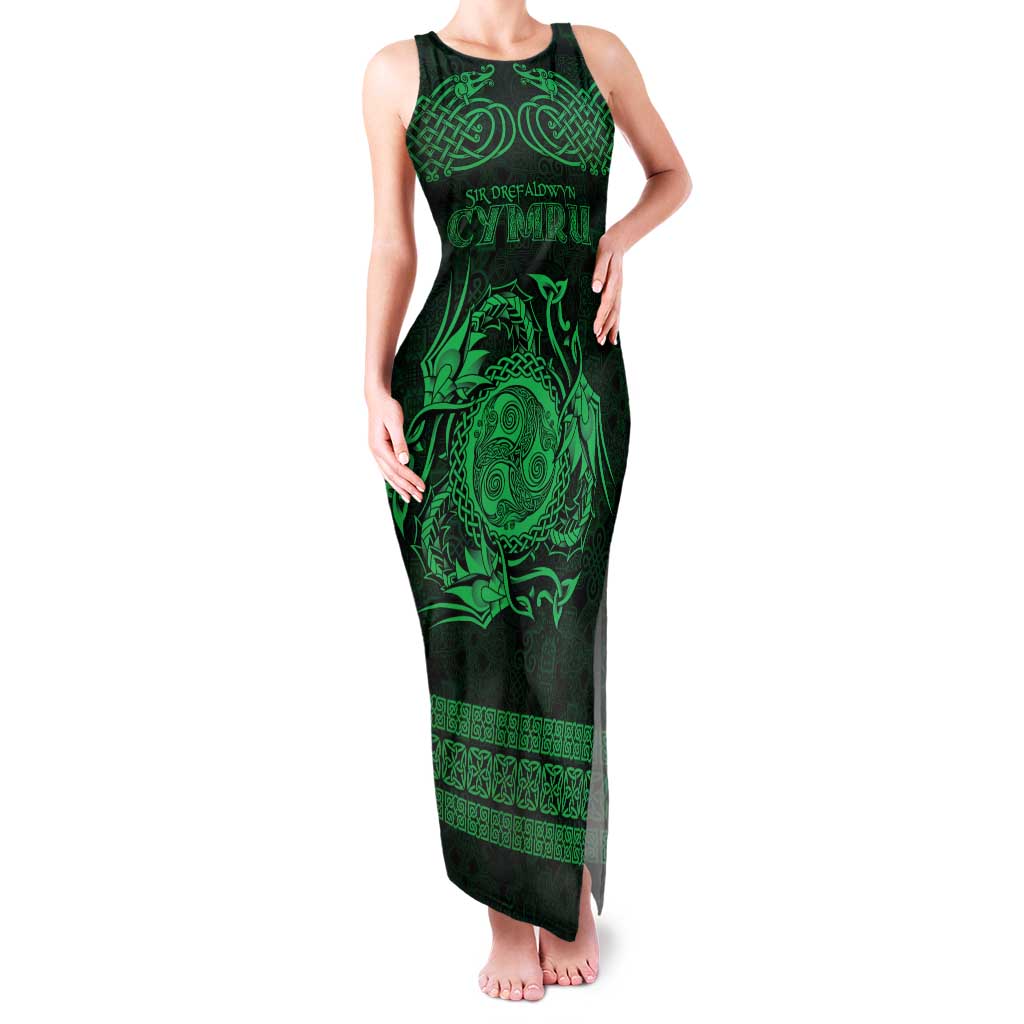 Personalized Montgomeryshire Sir Drefaldwyn Family Matching Tank Maxi Dress and Hawaiian Shirt Green Water Triskele Celtic-inspired - Wonder Print Shop