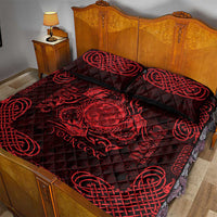 Personalized Montgomeryshire Sir Drefaldwyn Quilt Bed Set Red Water Triskele Celtic-inspired - Wonder Print Shop