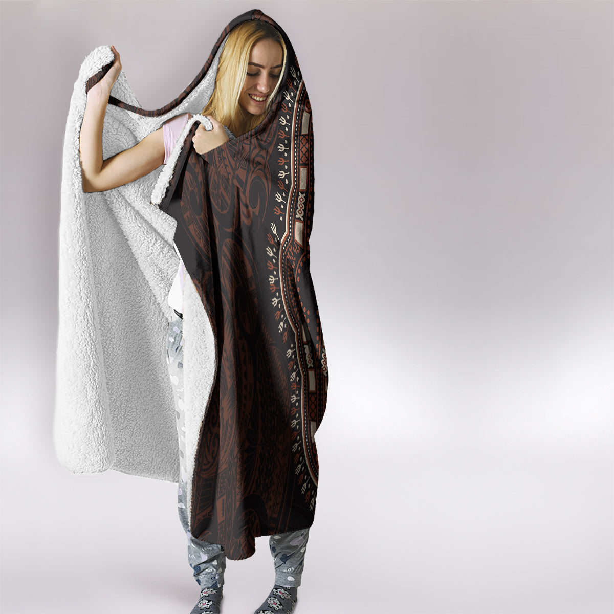 africa-dashiki-hooded-blanket-african-tribal-art-mixed-polynesian-tattoo-red-color-unique