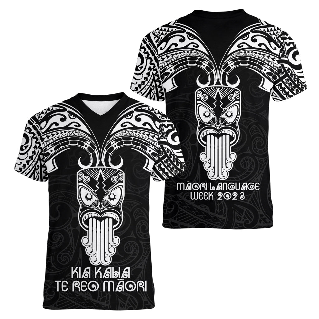 New Zealand Te Reo Maori Women V Neck T Shirt Kia Kaha Maori Language Week Black Style - Wonder Print Shop