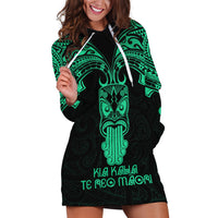Personalised New Zealand Te Reo Maori Hoodie Dress Kia Kaha Maori Language Week Green Style - Wonder Print Shop