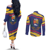 Venezuela Fuerza Y Esperanza Couples Matching Off The Shoulder Long Sleeve Dress and Long Sleeve Button Shirt - Wonder Print Shop