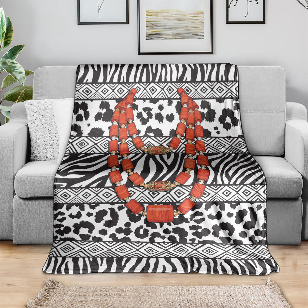Nigeria Traditional Coral Bead Attire Blanket African Tribal Element Wild Animal Skins