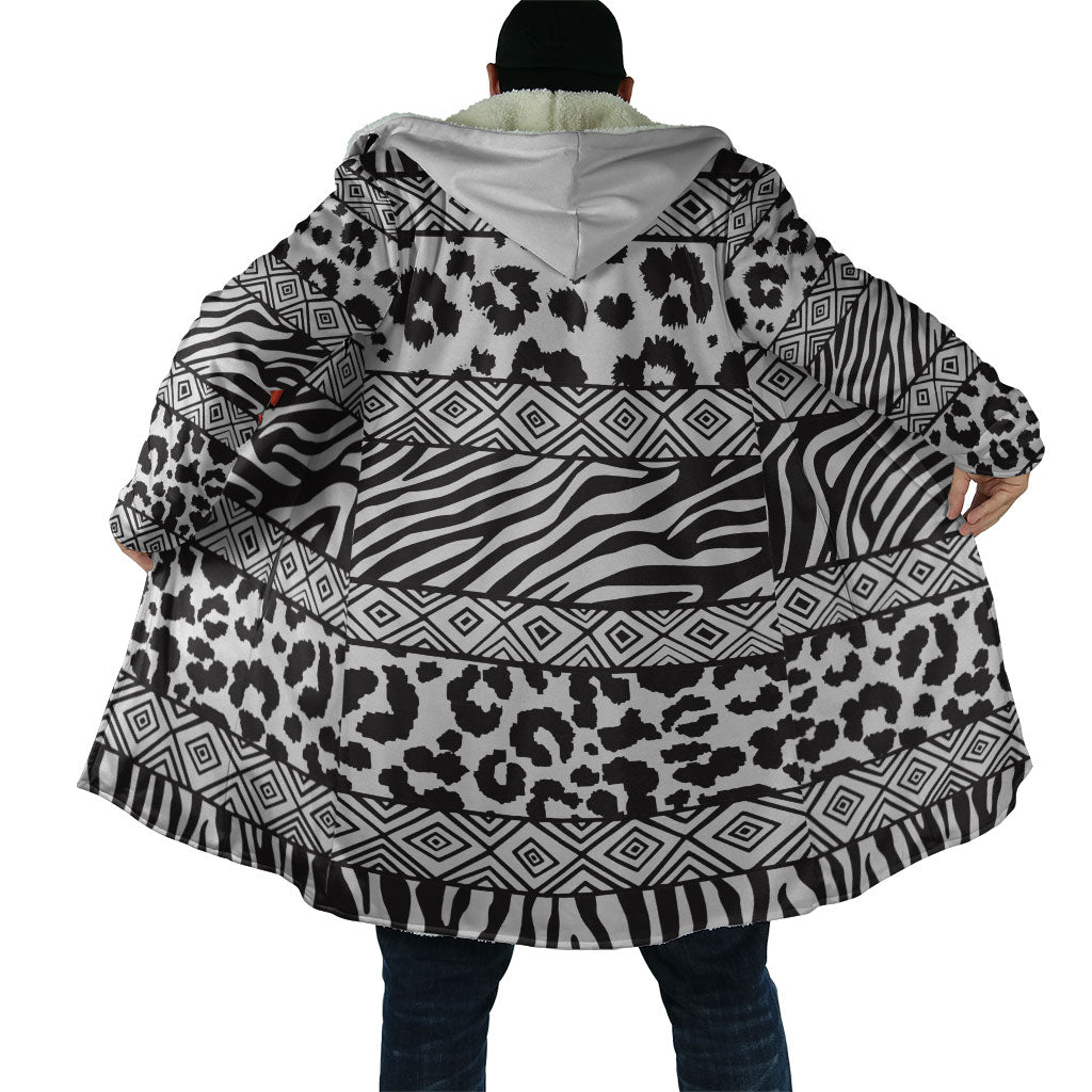 Nigeria Traditional Coral Bead Attire Cloak African Tribal Element Wild Animal Skins