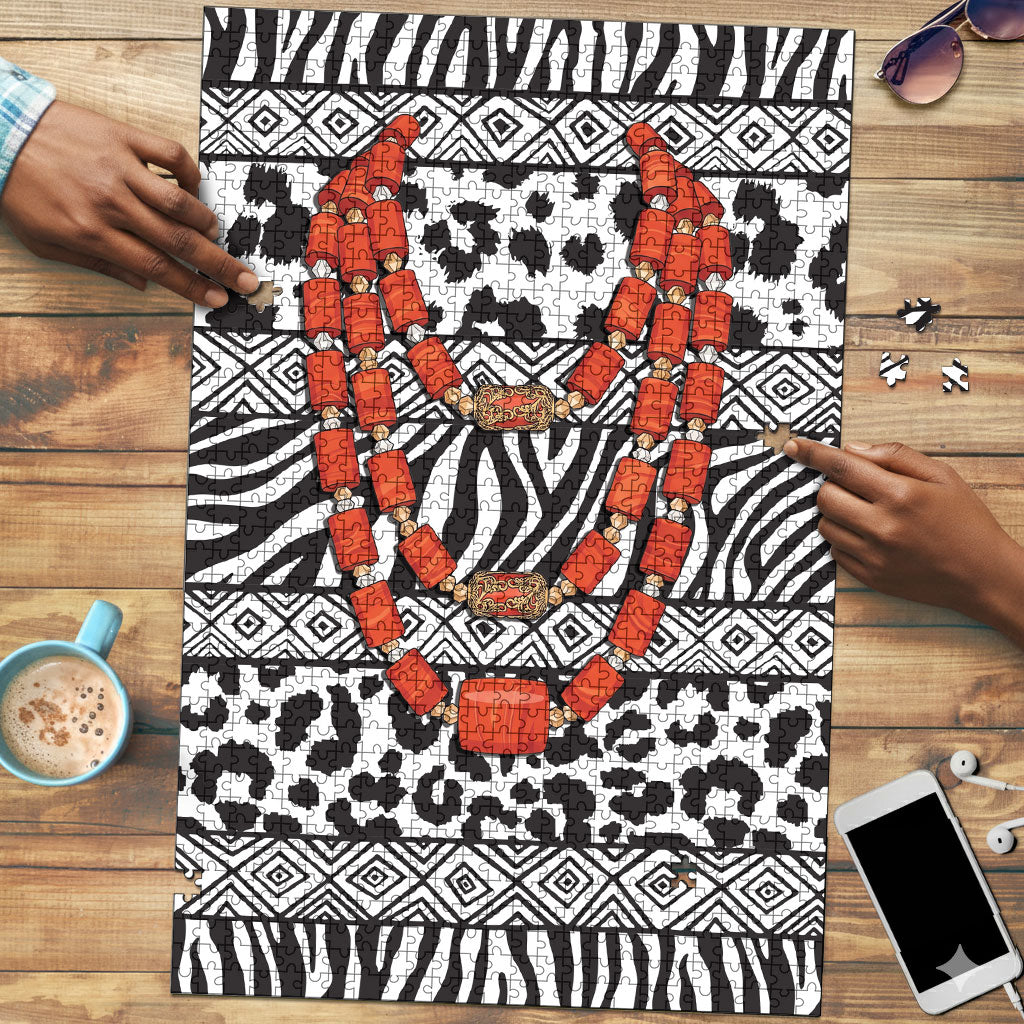Nigeria Traditional Coral Bead Attire Puzzle African Tribal Element Wild Animal Skins