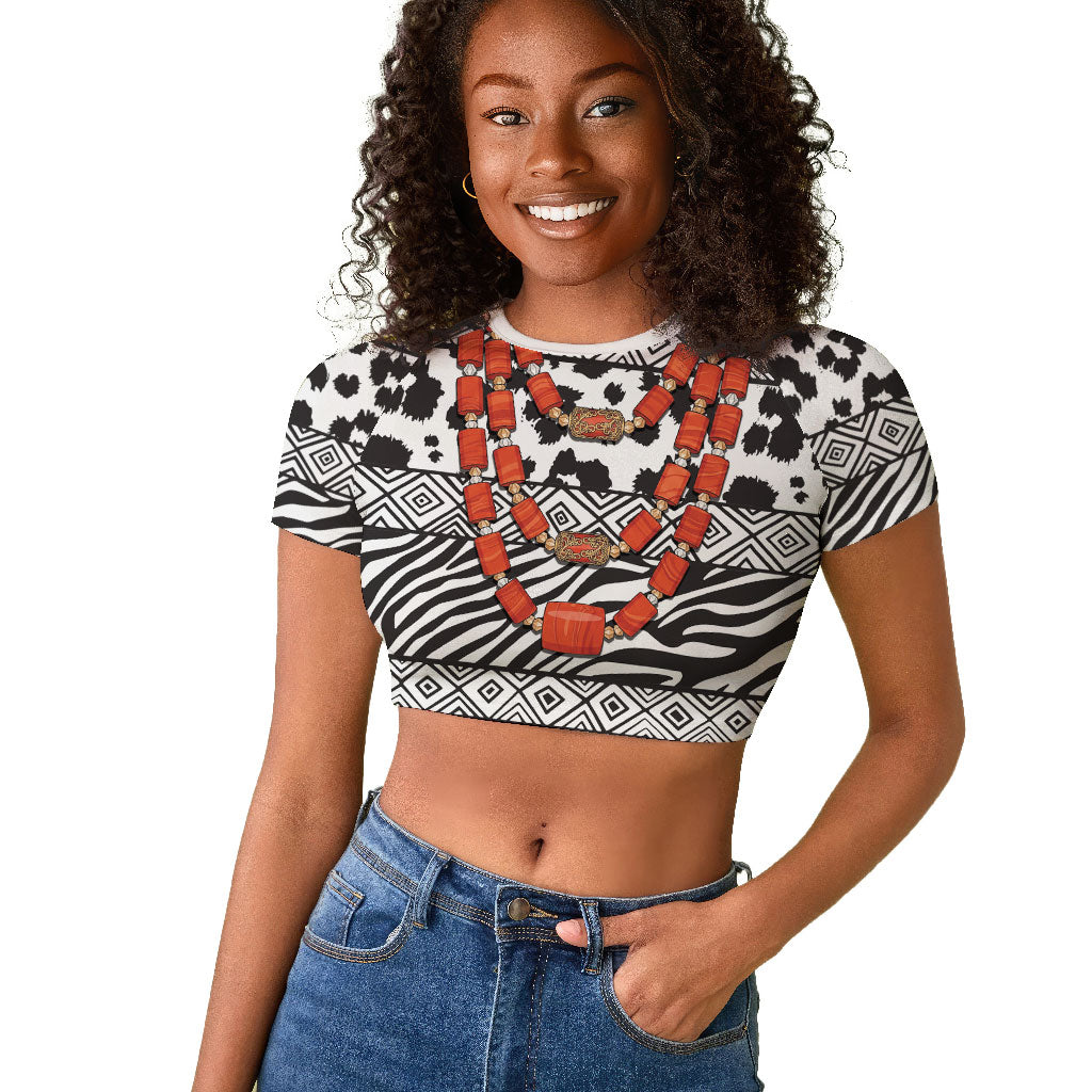 Nigeria Traditional Coral Bead Attire Raglan Cropped T shirt African Tribal Element Wild Animal Skins