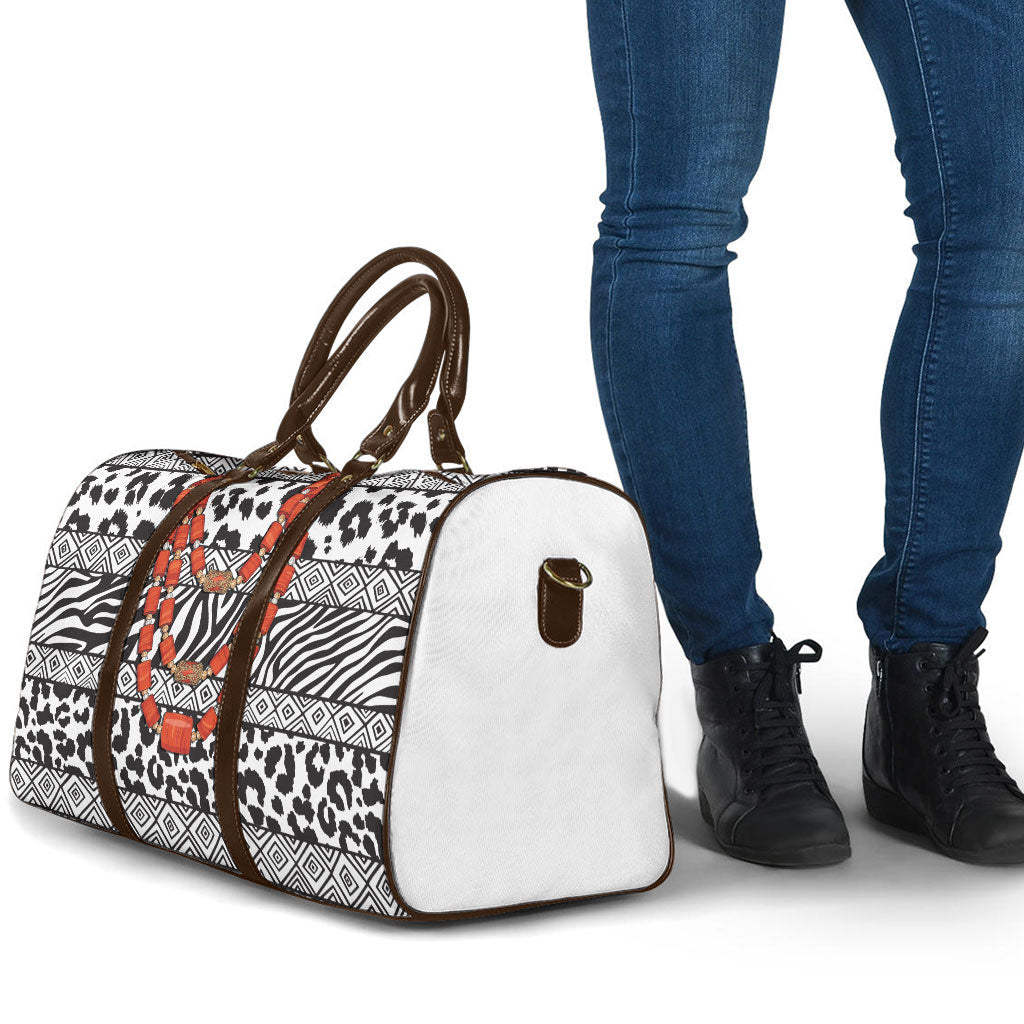 Nigeria Traditional Coral Bead Attire Travel Bag African Tribal Element Wild Animal Skins