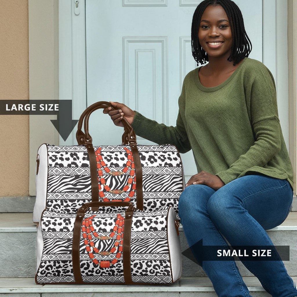 Nigeria Traditional Coral Bead Attire Travel Bag African Tribal Element Wild Animal Skins