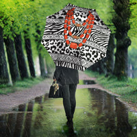 Nigeria Traditional Coral Bead Attire Umbrella African Tribal Element Wild Animal Skins