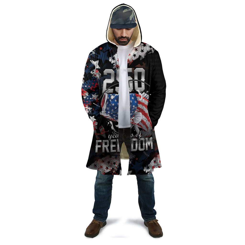 Personalized Largemouth Bass Fishing Cloak America 250 Year Freedom