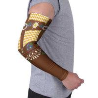 Lederhosen Oktoberfest Arm Sleeves Gold Edelweiss Floral Polka Dots - Wonder Print Shop