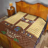 Lederhosen Oktoberfest Quilt Gold Edelweiss Floral Polka Dots - Wonder Print Shop