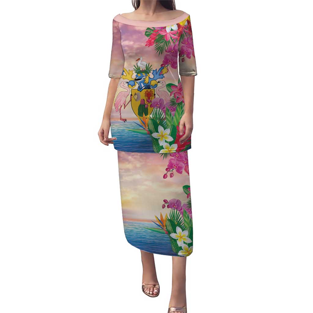 Turks And Caicos Islands Puletasi Flamingos Tropical Beauty Beach