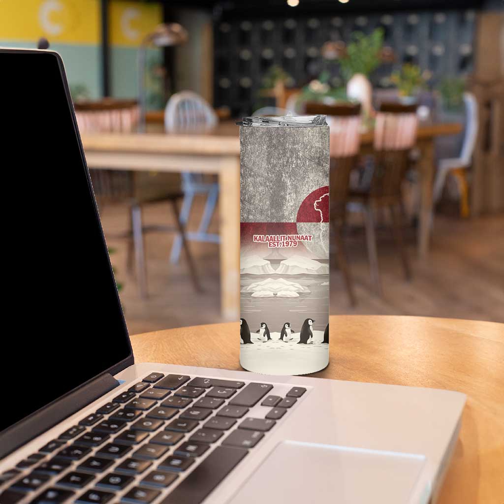 Greenland Flag Vintage Skinny Tumbler Greenlander Flag With Polar Bear