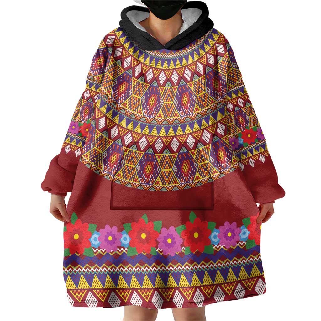 Greenland Costume Wearable Blanket Hoodie Tradional Kalaallisuut Pattern