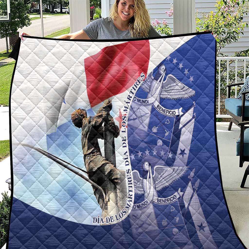 Panama Dia de los Martires Quilt Panama Martyrs' Day Raises Flag - Wonder Print Shop