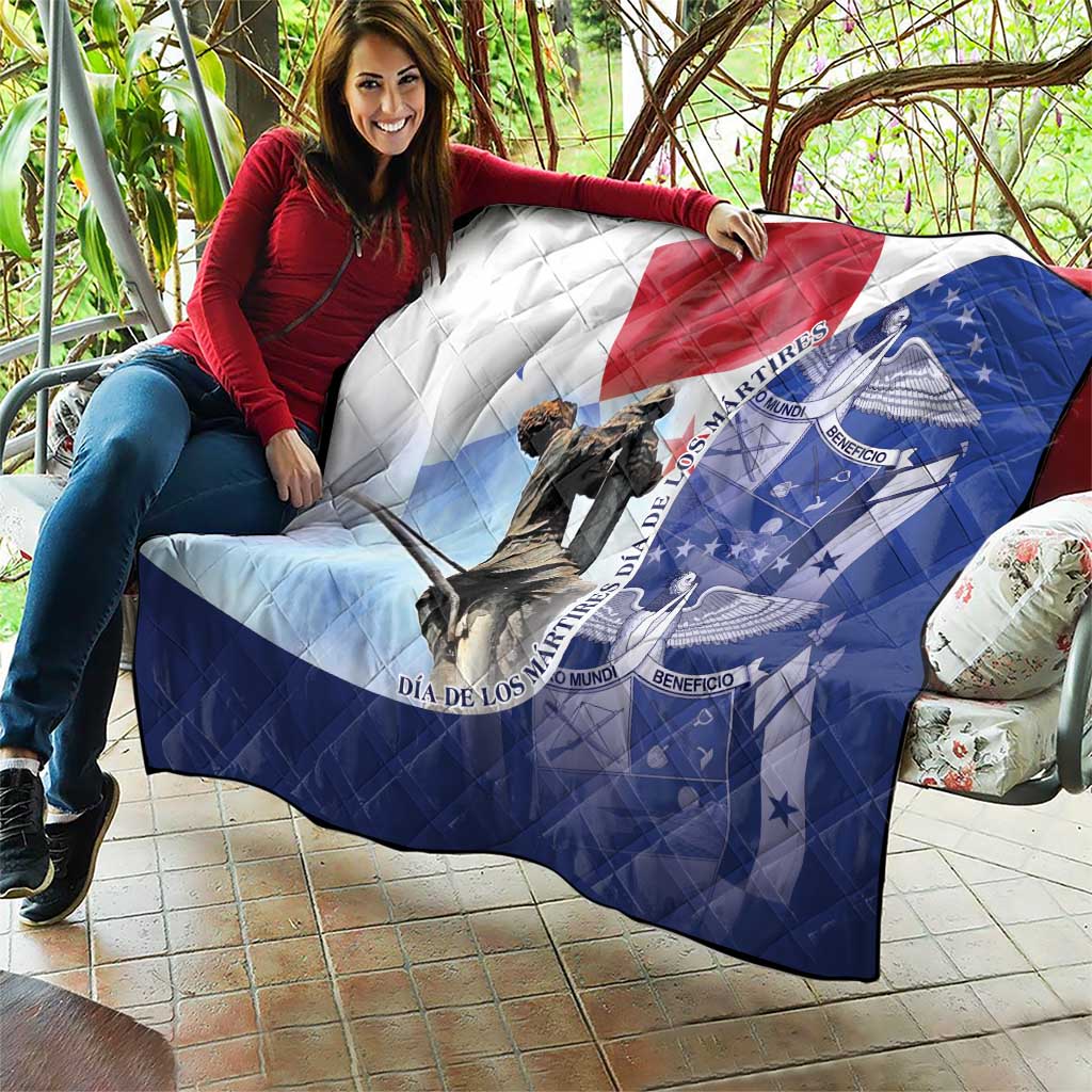 Panama Dia de los Martires Quilt Panama Martyrs' Day Raises Flag - Wonder Print Shop