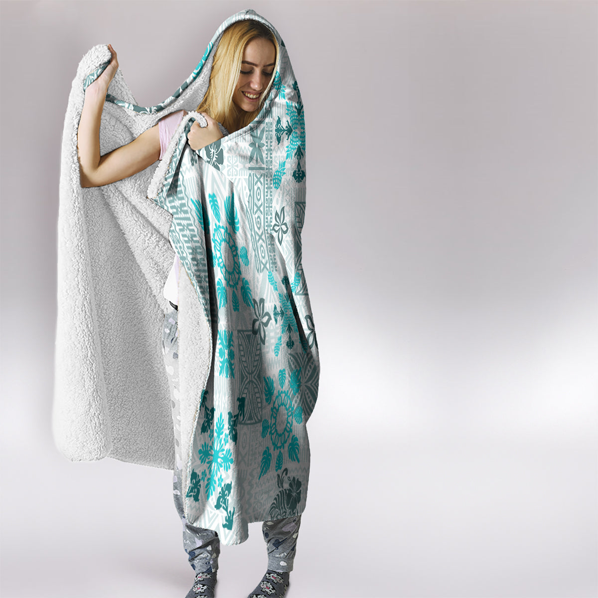 hawaii-tapa-tribal-hooded-blanket-with-hawaiian-quilt-pattern-aqua