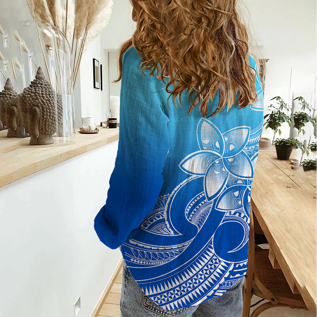 Polynesian Pride Plumeria Flowers Women Casual Shirt Polynesian Tribal Gradient Blue - Wonder Print Shop