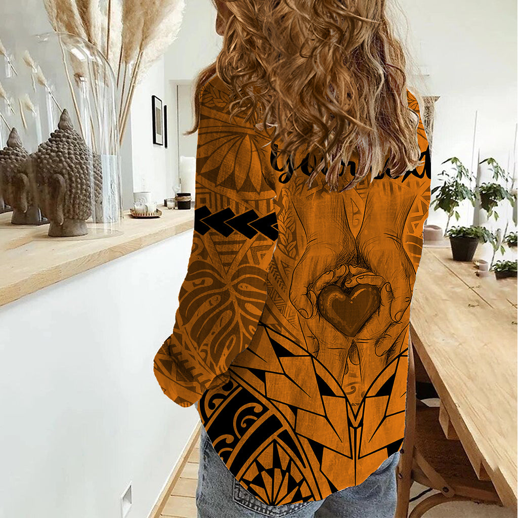 Personalised Polynesian Father's Day Gift For Dad Women Casual Shirt Super Father In The World - Gold Polynesian Pattern - Wonder Print Shop