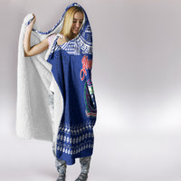 personalised-toa-samoa-christmas-hooded-blanket-samoa-siva-tau-manuia-le-kerisimasi-blue-vibe
