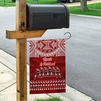 Toa Samoa Christmas Garden Flag Samoa Siva Tau Manuia Le Kerisimasi Red Vibe - Wonder Print Shop