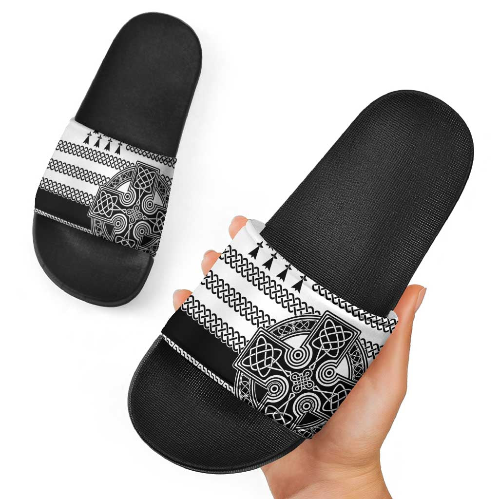 Brittany Celtic Knot Slide Sandals Celtic Nation Heritage Pride - Wonder Print Shop