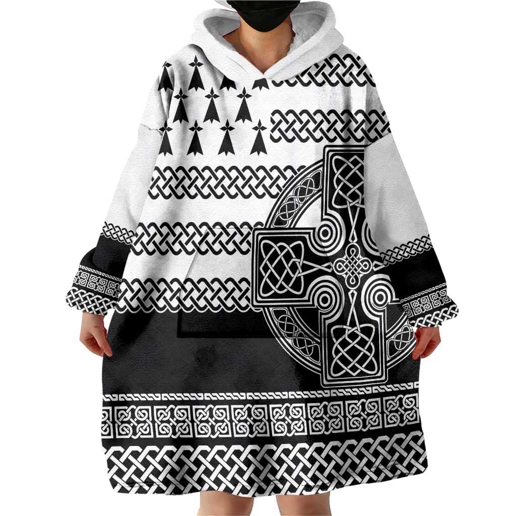 Brittany Celtic Knot Wearable Blanket Hoodie Celtic Nation Heritage Pride - Wonder Print Shop