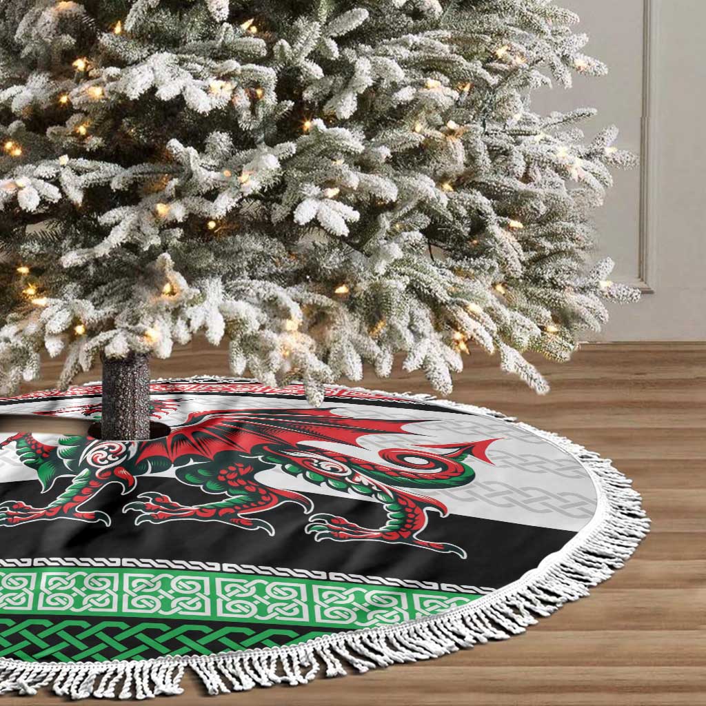 Cymru Celtic Wales Knot Tree Skirt Celtic Nation Heritage Pride - Wonder Print Shop