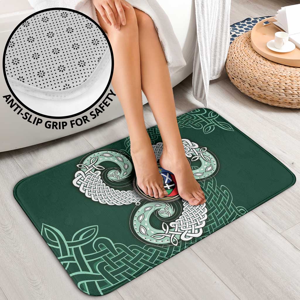Six Celtic Countries Heritage Bathroom Set Green Celtic Knot Triskelion - Wonder Print Shop