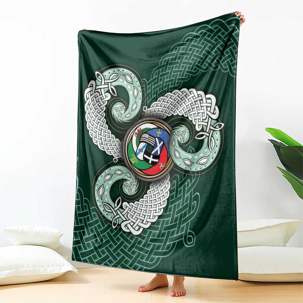 Six Celtic Countries Heritage Blanket Green Celtic Knot Triskelion - Wonder Print Shop