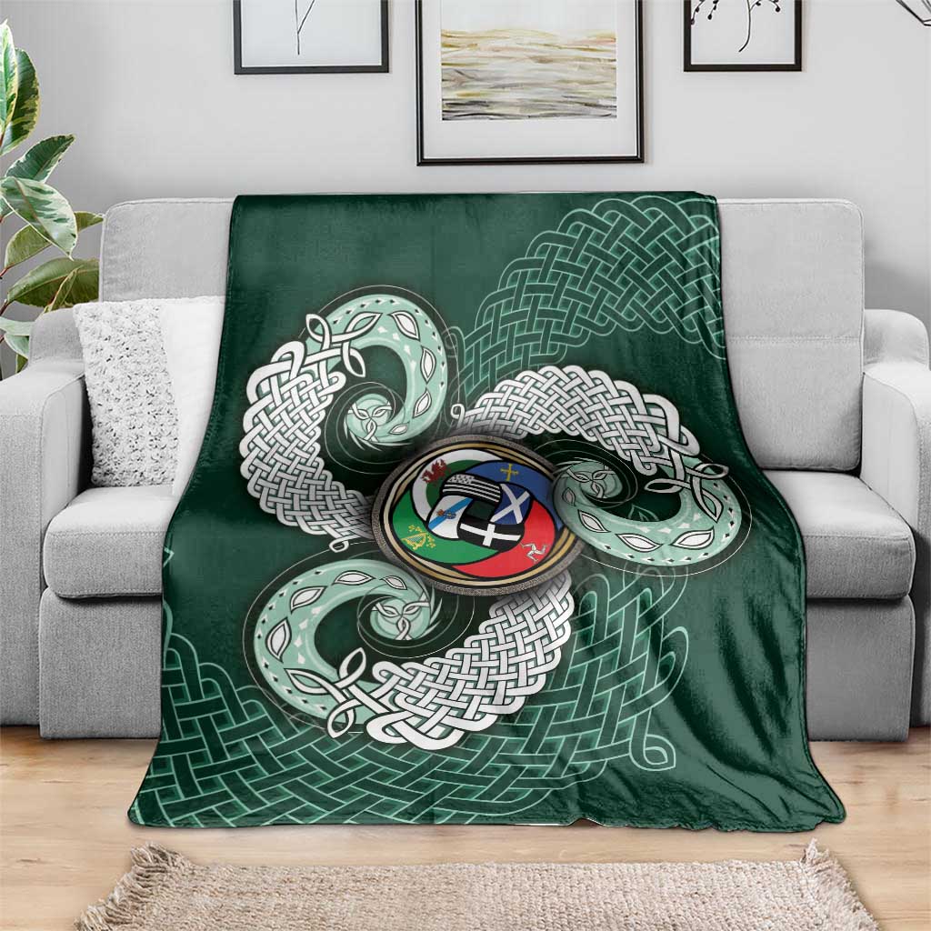 Six Celtic Countries Heritage Blanket Green Celtic Knot Triskelion - Wonder Print Shop