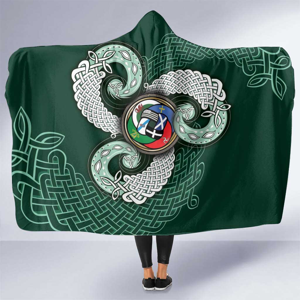 Six Celtic Countries Heritage Hooded Blanket Green Celtic Knot Triskelion - Wonder Print Shop