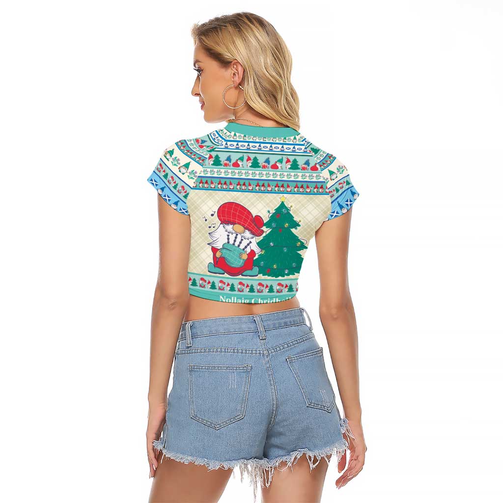 Gnome Bagpies Musical Raglan Cropped T Shirt Nollaig Chridheil Scotland Christmas Pattern - Wonder Print Shop