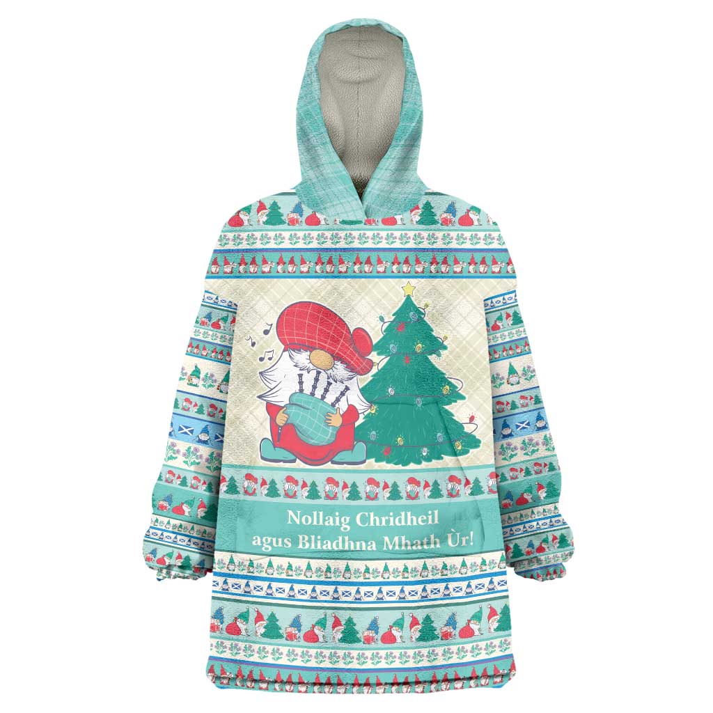 Gnome Bagpies Musical Wearable Blanket Hoodie Nollaig Chridheil Scotland Christmas Pattern - Wonder Print Shop
