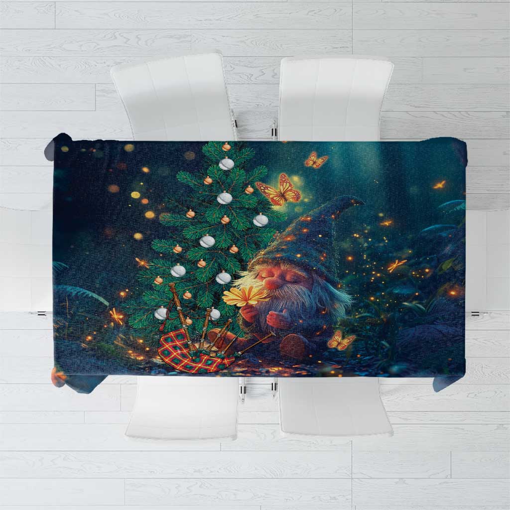 Nollaig Chridheil Scottish Gnome Tablecloth Bagpies Musical and Chirstmas Tree - Wonder Print Shop