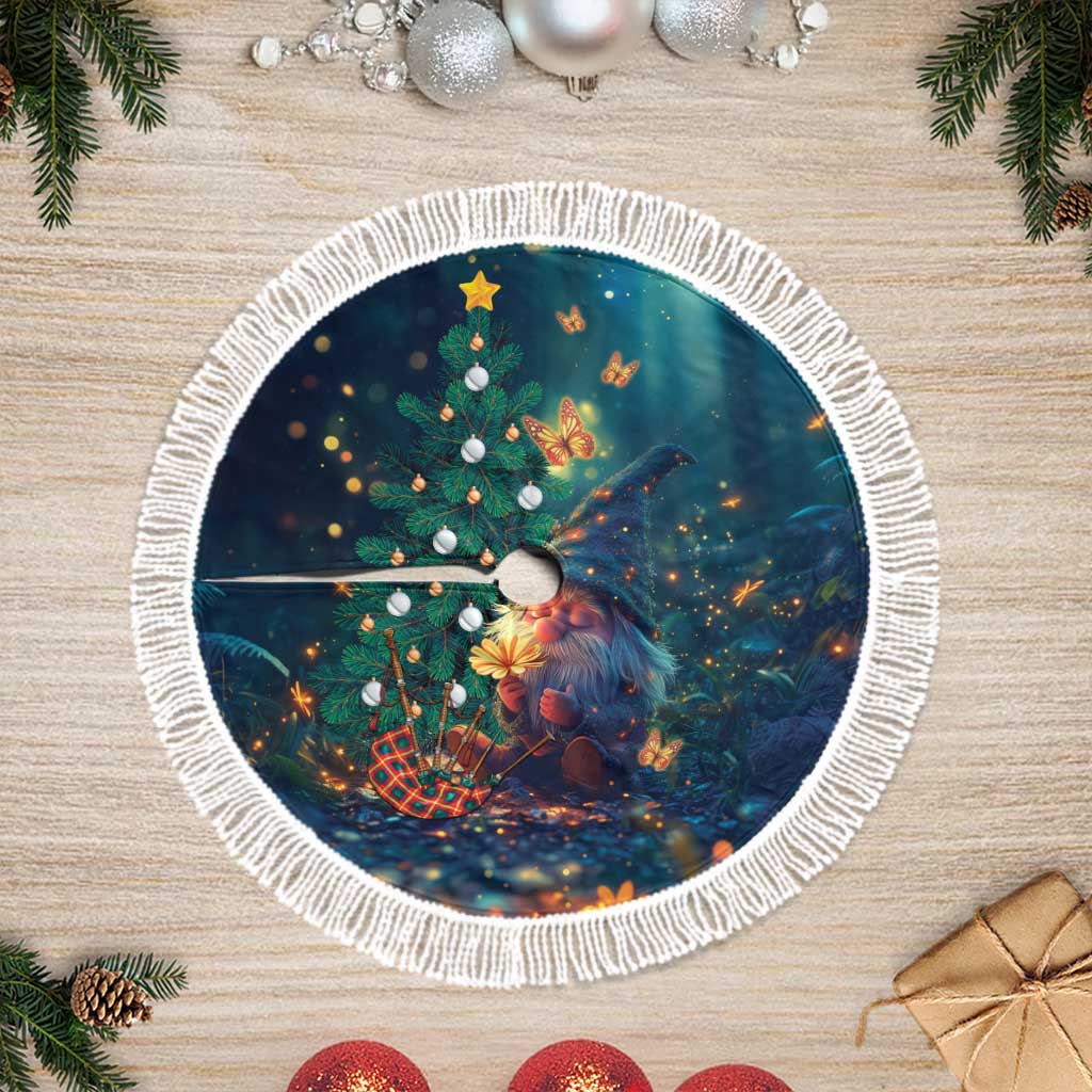 Nollaig Chridheil Scottish Gnome Tree Skirt Bagpies Musical and Chirstmas Tree - Wonder Print Shop