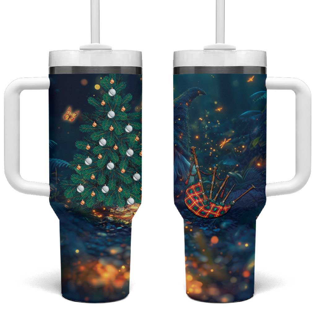 Nollaig Chridheil Scottish Gnome Tumbler With Handle Bagpies Musical and Chirstmas Tree - Wonder Print Shop