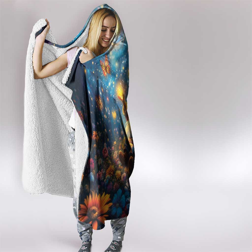 Nollaig Chridheil Scottish Gnome Hooded Blanket Merry Christmas with Starry Night