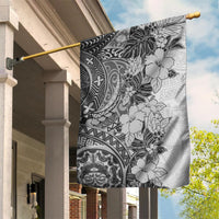 Polynesia Garden Flag Hibiscus and Hawaiian Tribal Tattoo Retro Style Gray Color - Wonder Print Shop