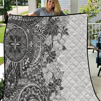 Polynesia Quilt Hibiscus and Hawaiian Tribal Tattoo Retro Style Gray Color - Wonder Print Shop